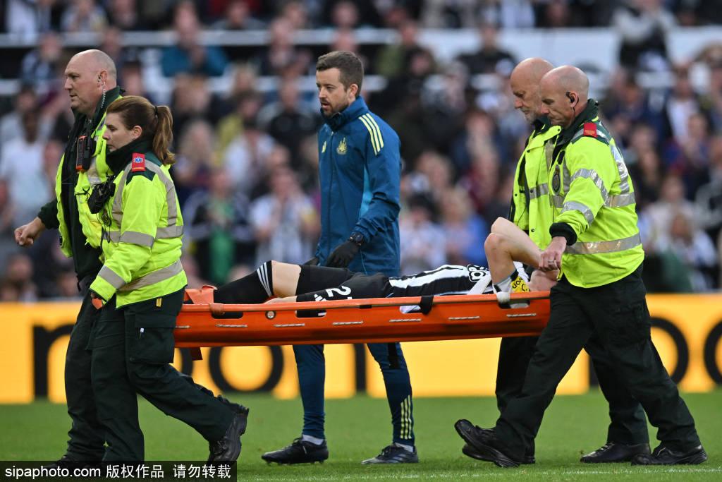 皇冠信用網登123出租_赖斯受伤被梅里诺换下皇冠信用網登123出租，因卡皮耶换下卡拉菲奥里迎英超首秀